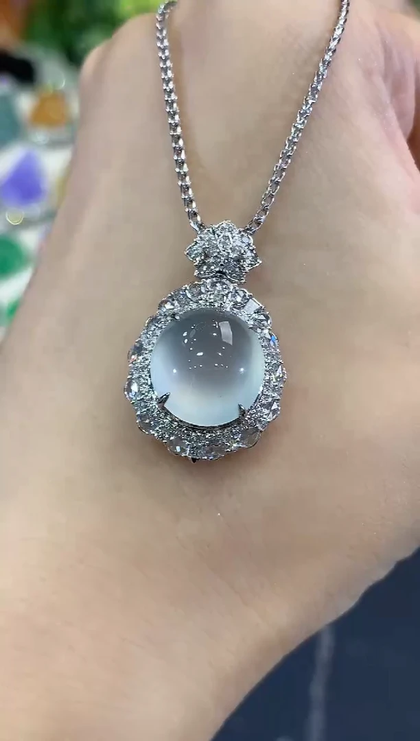 吊坠(不含链)18K金镶嵌翡翠C151