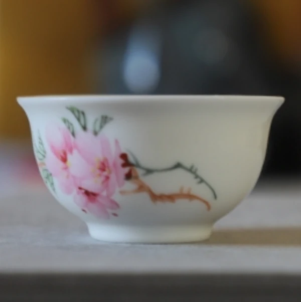 LQ01水点桃花客杯