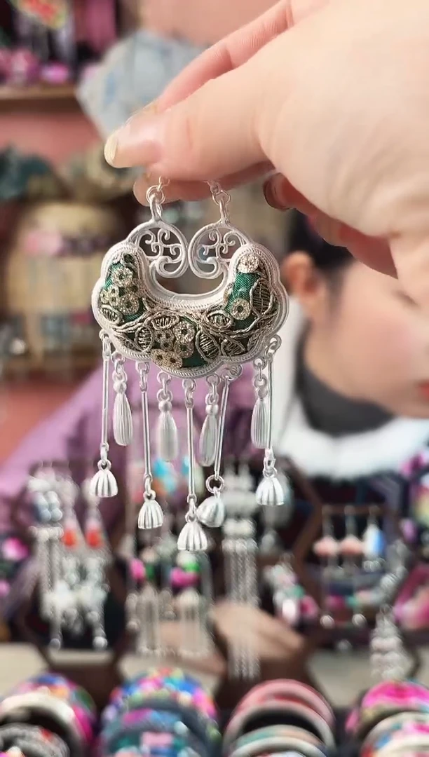 艺枝独绣手工饰品153