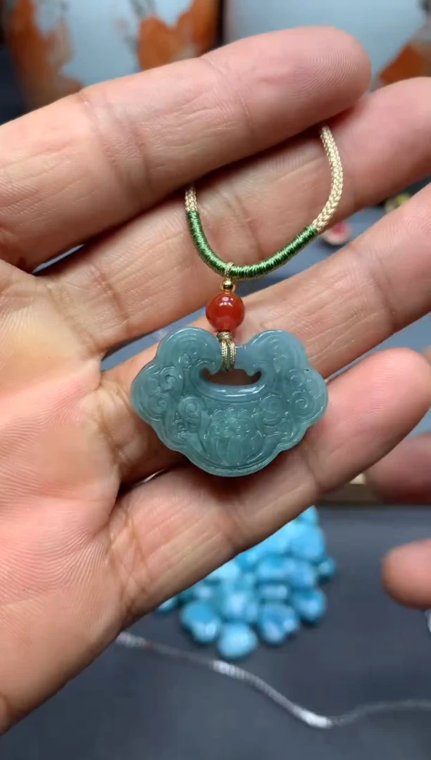 【闪购商品】翡翠颈饰未镶嵌W51（随机性发货只发一单）