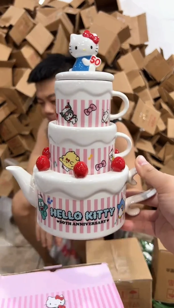 瓷片原盒kt猫50周年茶壶套组