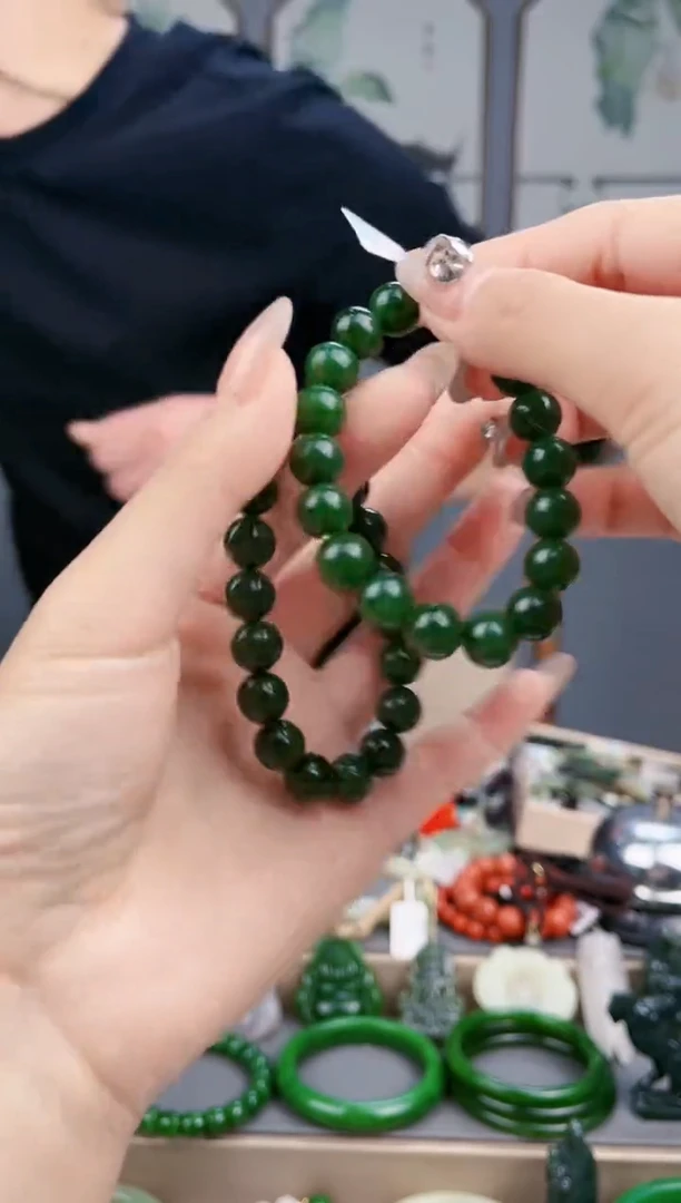 【闪购商品】和田玉颈饰未镶嵌AA多样性发货 拍一发一1.0