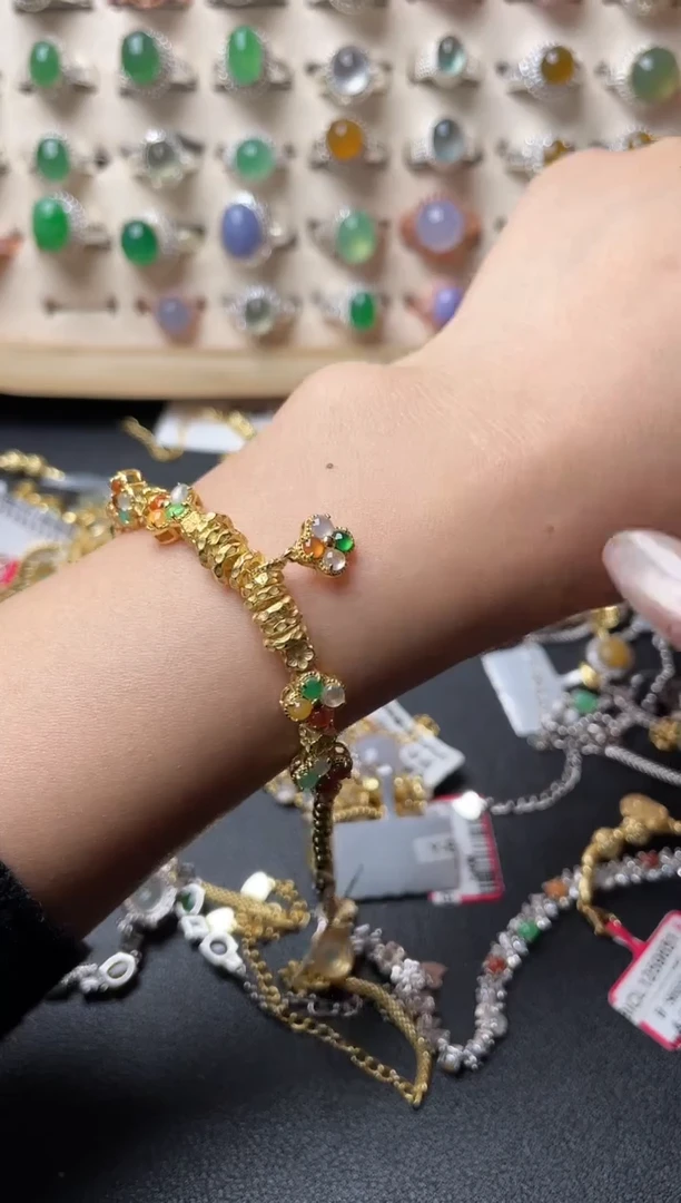 【闪购商品】翡翠戒指银S925镶嵌一物一证一礼盒