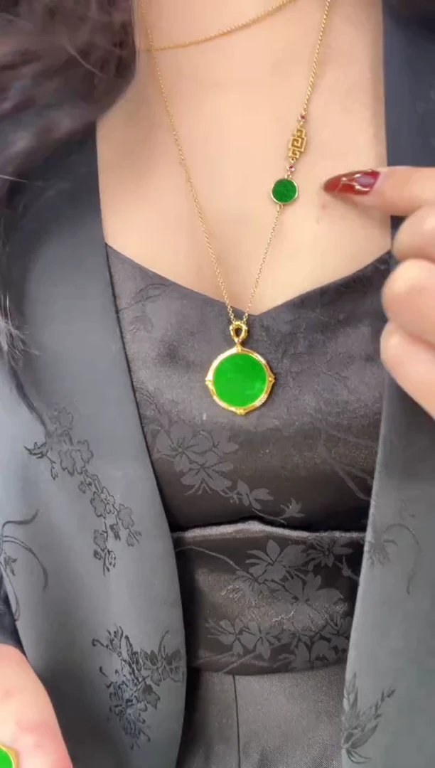 【闪购商品】翡翠吊坠(赠链)银S925镀金镶嵌天然缅甸翡翠A货吊坠