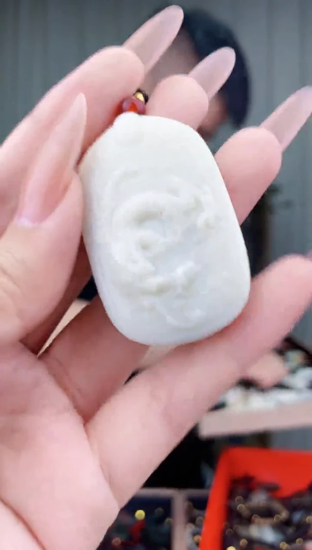 和田玉未镶嵌挂件拍一发一，多样性发货！