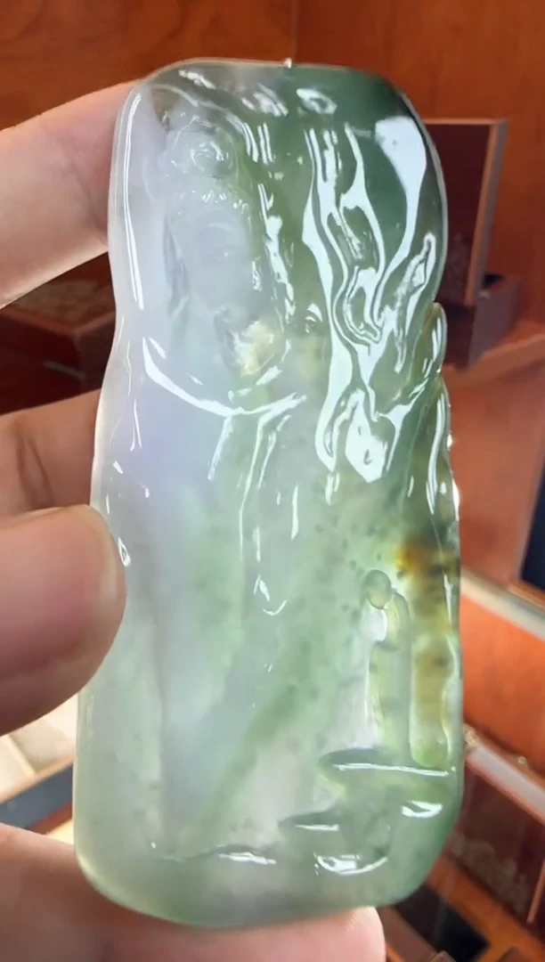 翡翠挂件未镶嵌A货翡翠孤品国雕谢林工