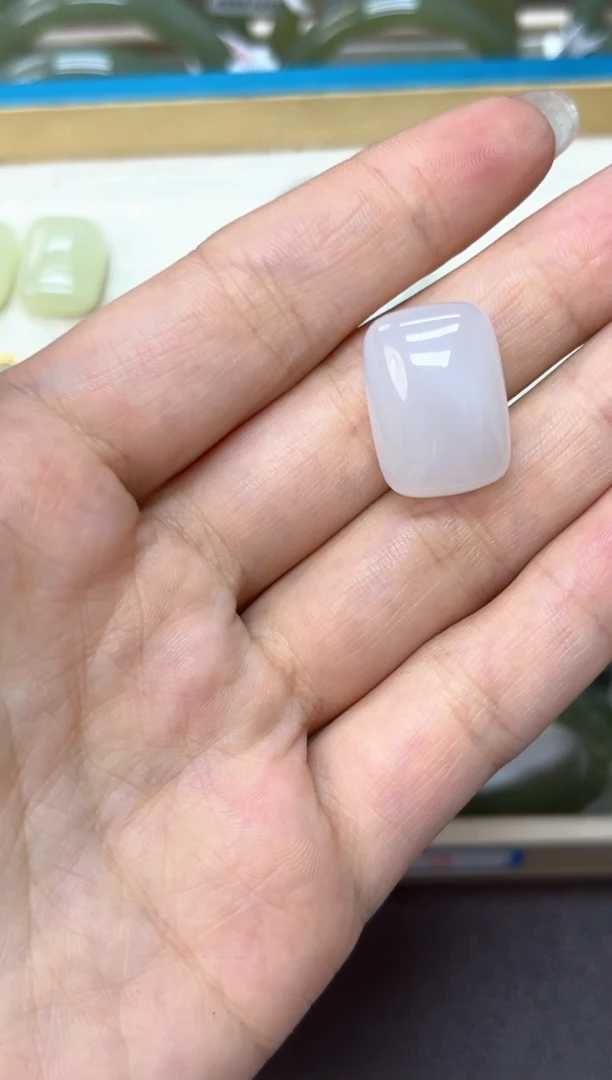 和田玉未镶嵌颈饰和田玉银镶和田玉吊坠