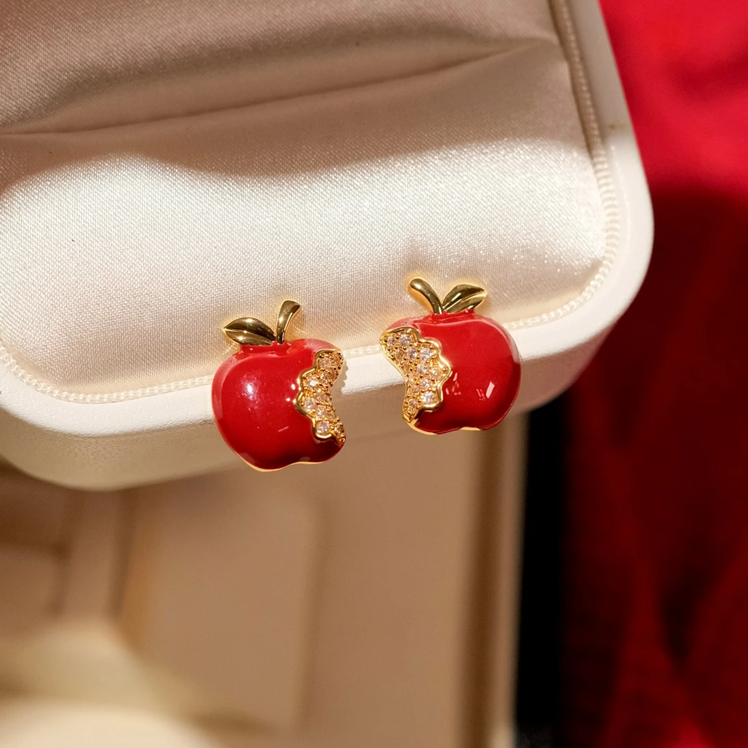 铜合金耳饰 《咬一口苹果》圣诞氛围感甜美可爱精致红色耳钉耳饰