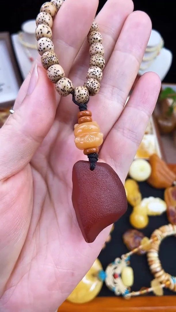 琥珀未镶嵌珠宝奇石柒月