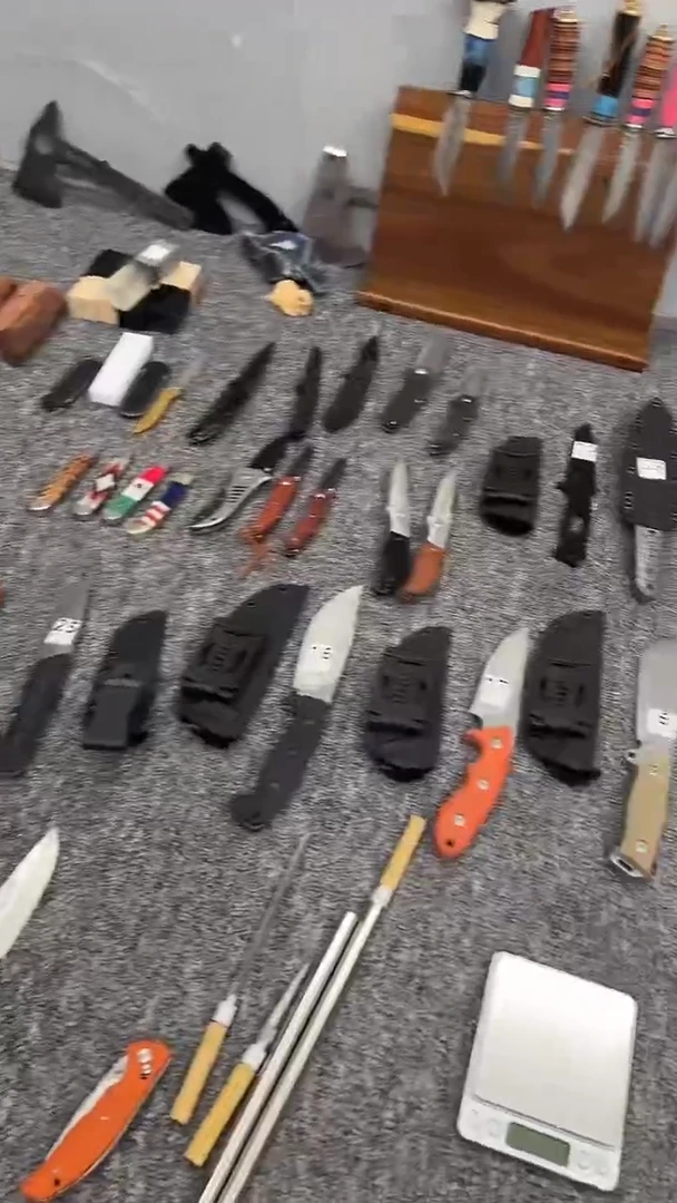 不锈钢风**朴小老弟刀具