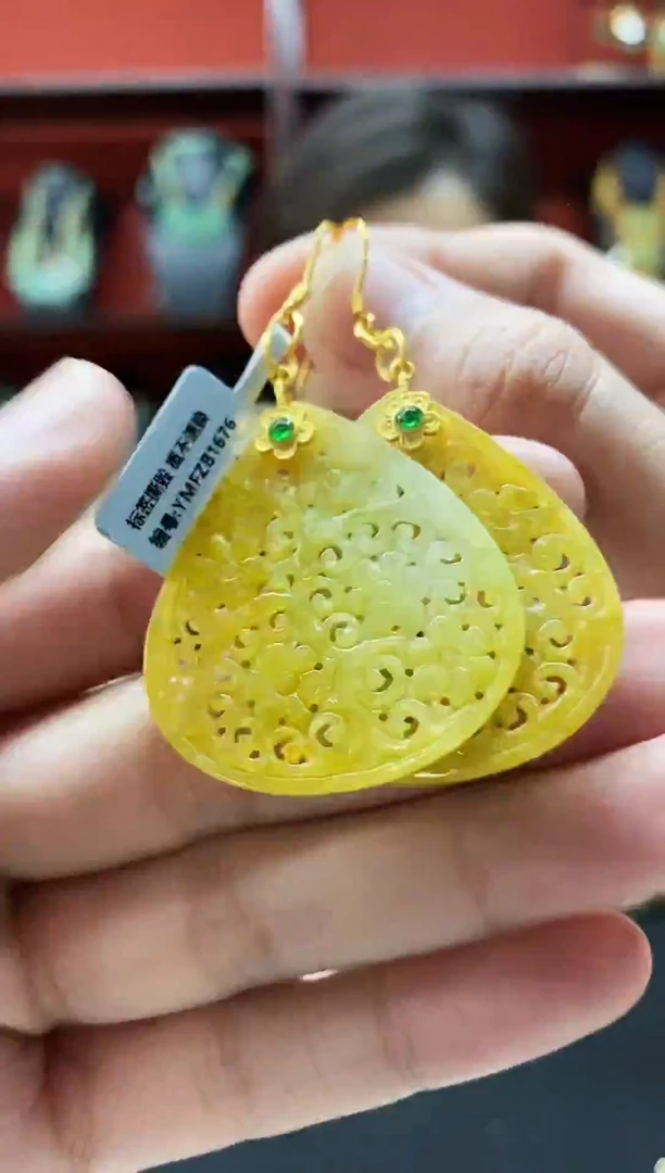 颈饰未镶嵌翡翠翡翠耳饰