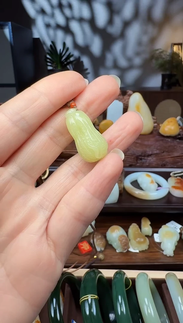 吊坠(不含链)未镶嵌和田玉吊坠