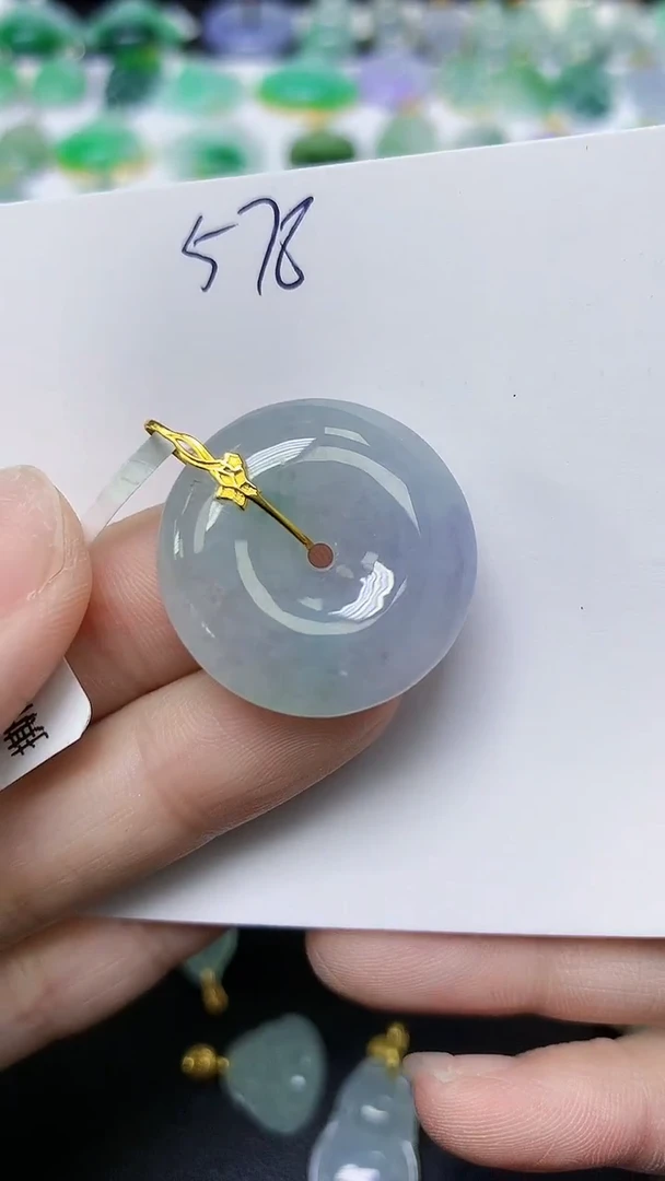 翡翠18K金镶嵌颈饰天然缅甸翡翠A货