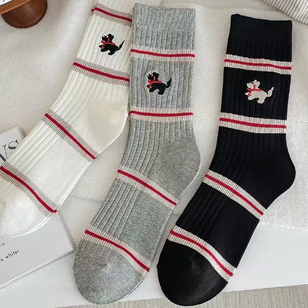 【五双装】简单的带点好运红条纹堆堆袜SW-T3