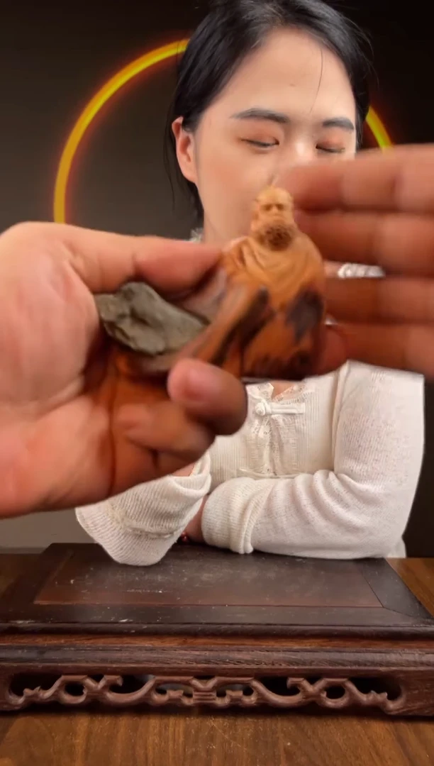 柏木（崖柏）手工摆件,先抢先得! 编号:306