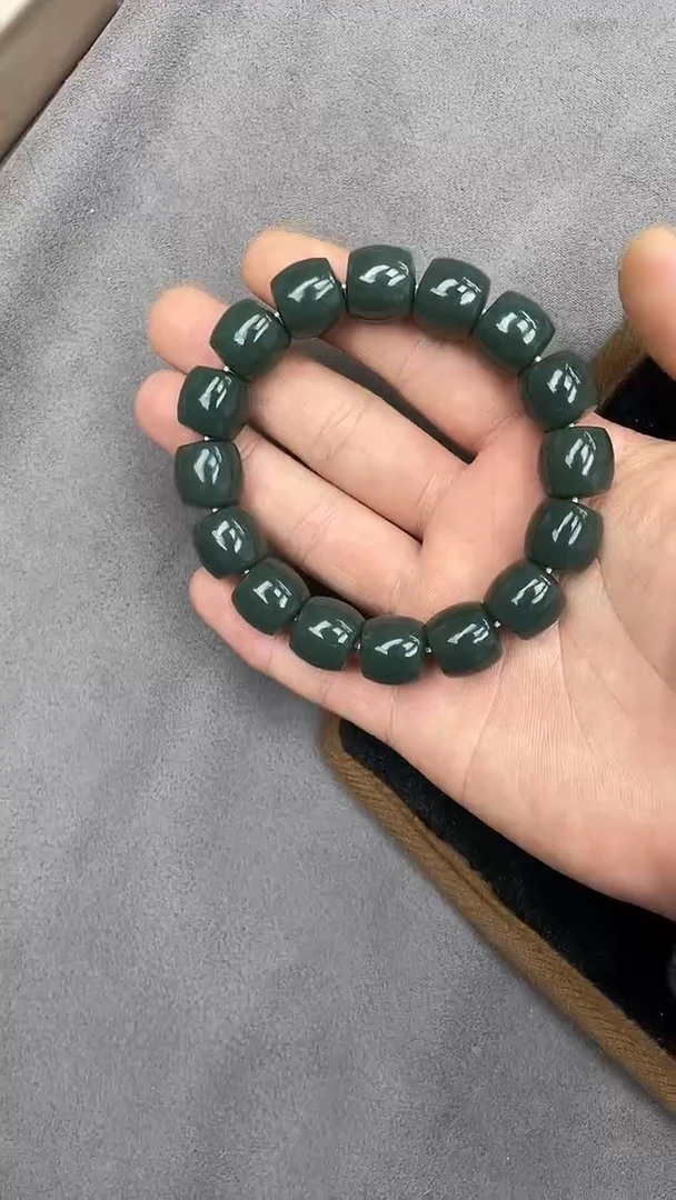 手串未镶嵌和田玉纯天然新疆且末冰底瓷蓝14直切货头