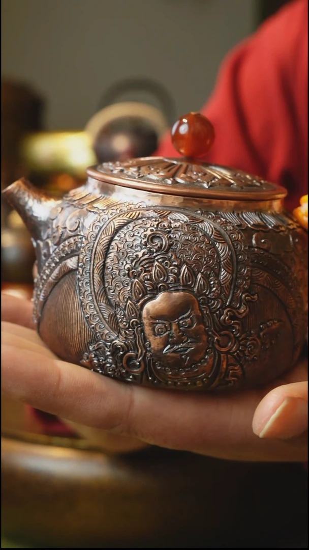 S*Y黄财神紫铜泡茶壶