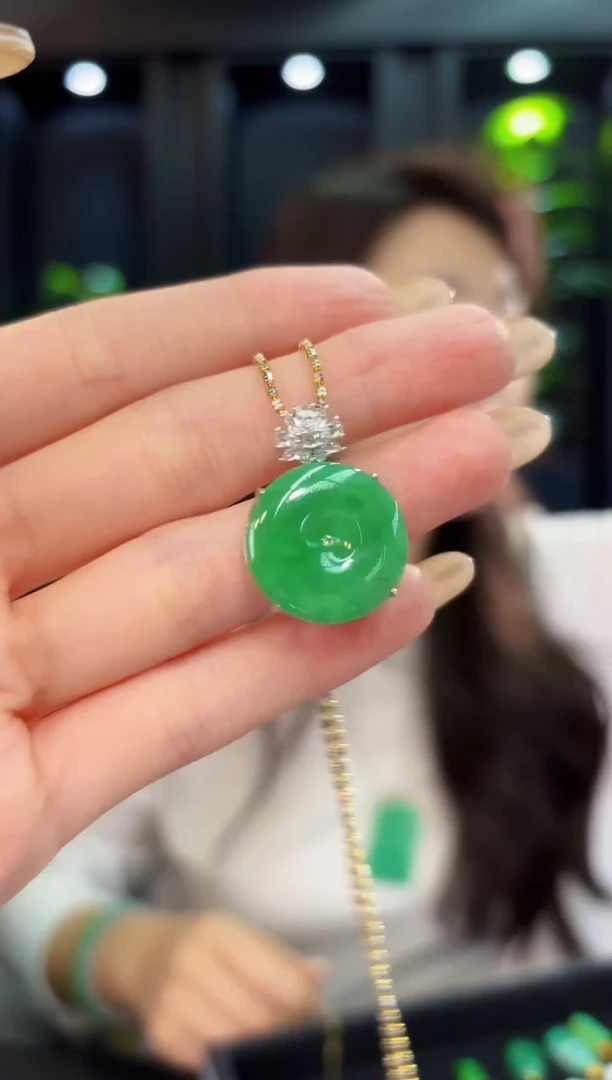 翡翠未镶嵌吊坠(不含链)缅料A货/多样性发货/一件