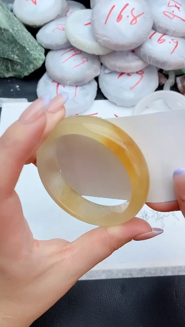 石英质玉手镯未镶嵌77+55/56