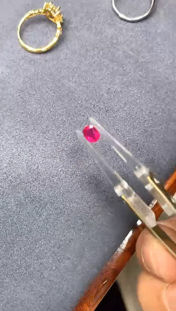 裸石红宝石0.61ct 5