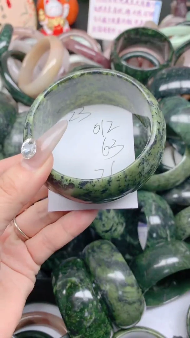 石英质玉手镯未镶嵌012