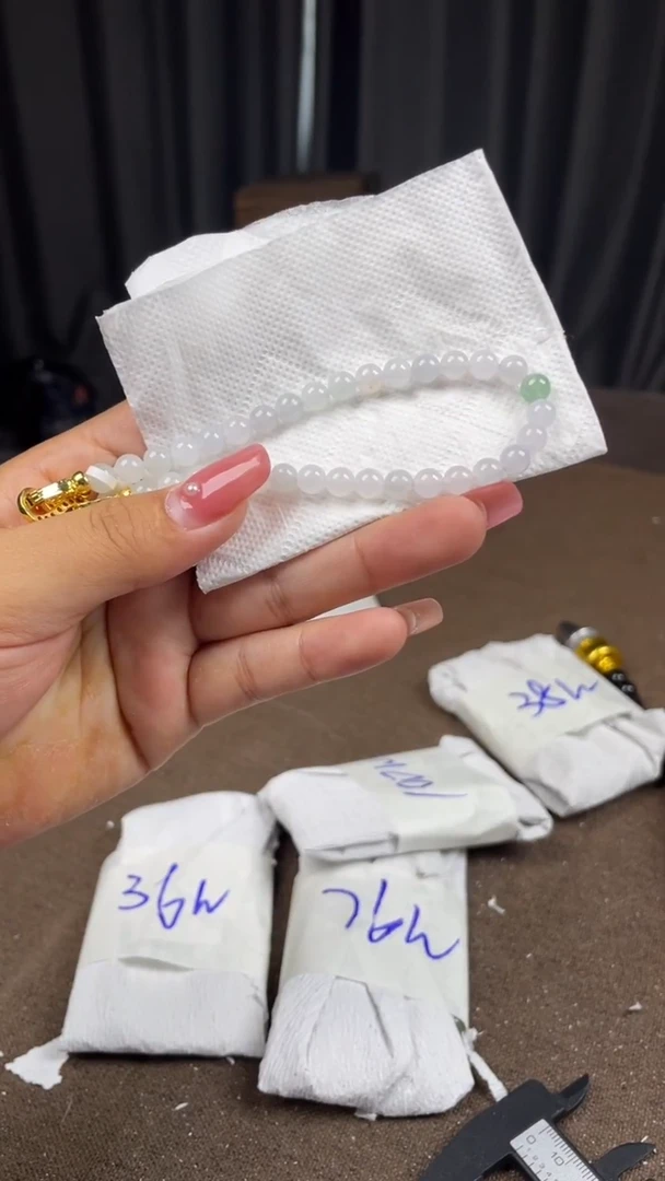 未镶嵌手链翡翠手串