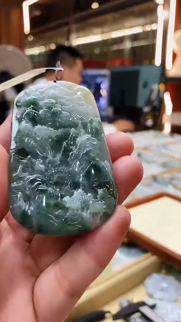 【闪购商品】翡翠颈饰未镶嵌挂件