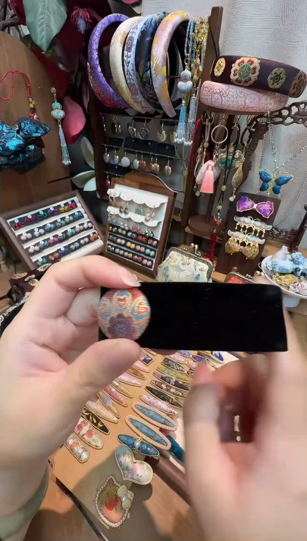 J****1【孤品车11.24】苏地西楼锦华丝绒掰掰夹