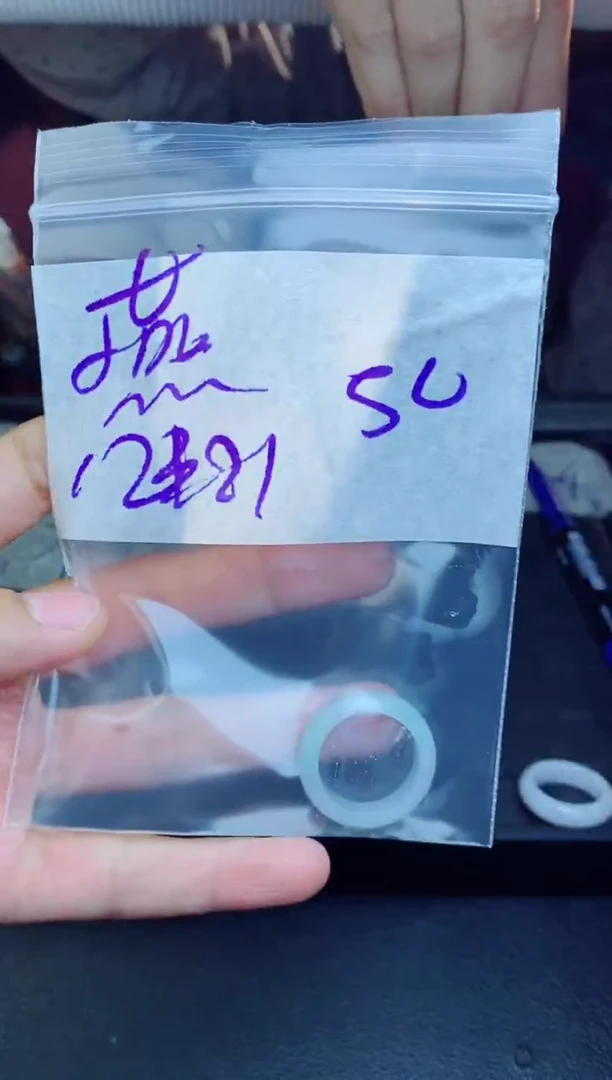 未镶嵌定制翡翠燕*拍一发一