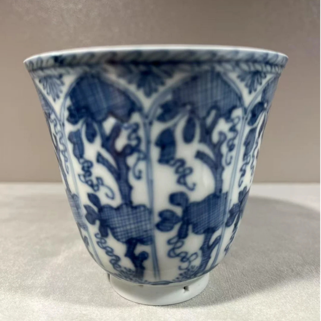 489 清 康熙 青花花卉杯