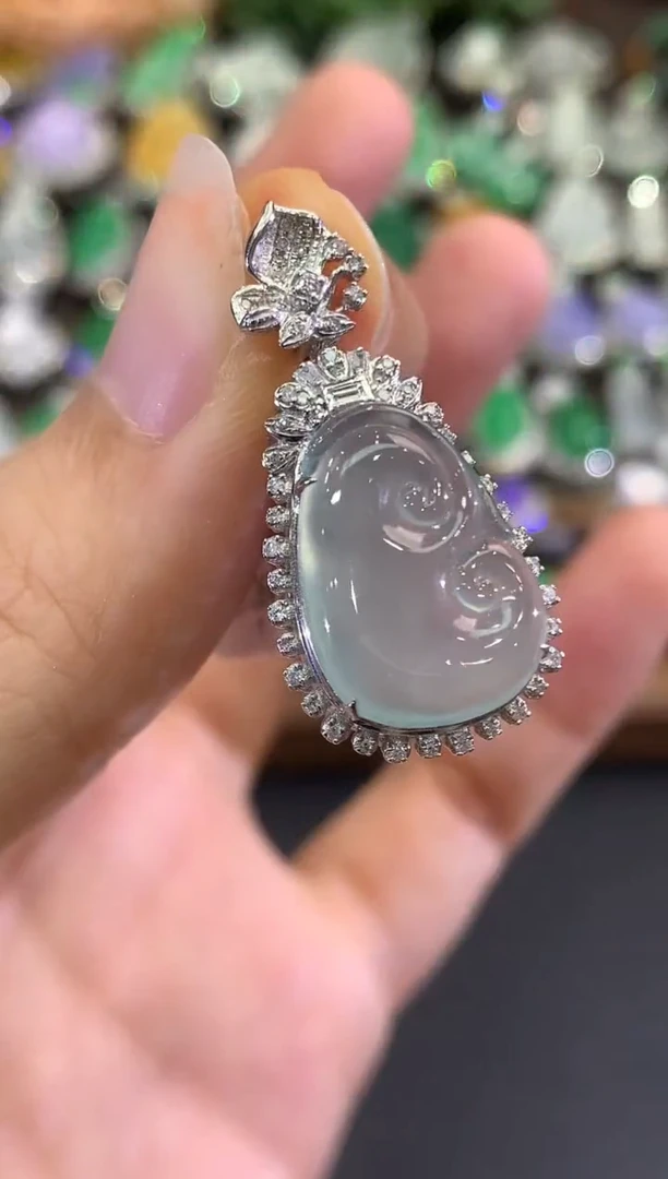 吊坠(不含链)18K金镶嵌翡翠B178