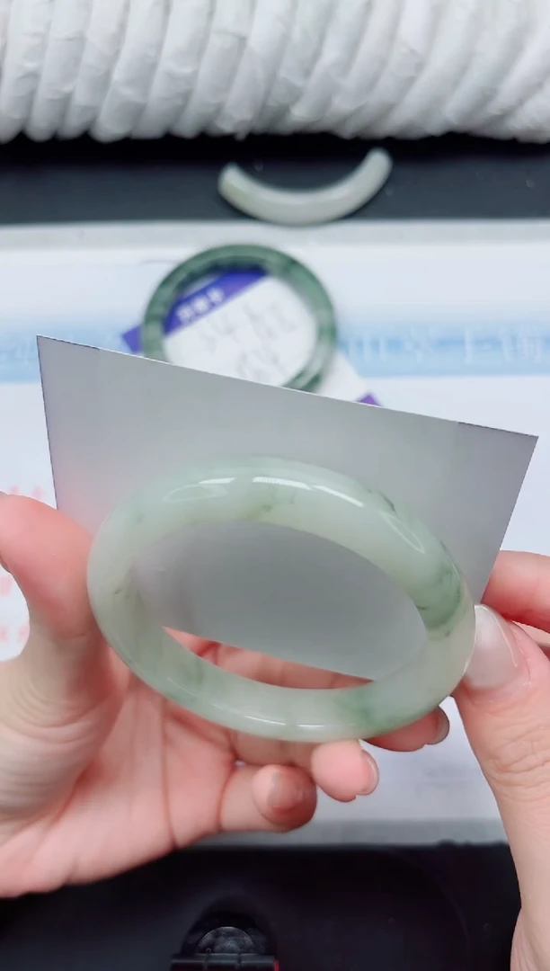 【闪购商品】石英质玉手镯未镶嵌342-56.3