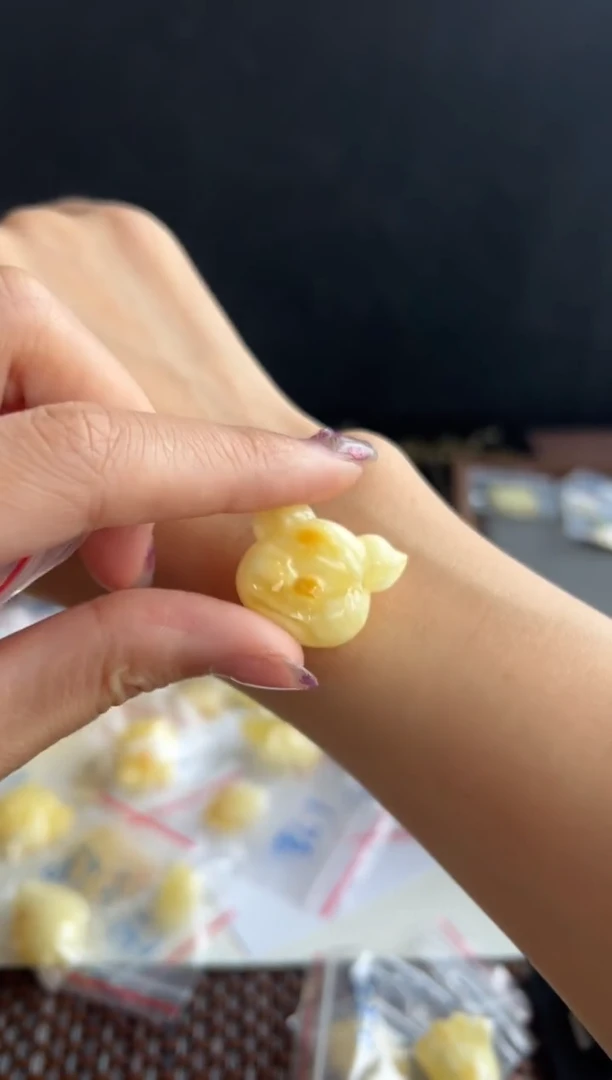 蜜蜡颈饰未镶嵌908买断
