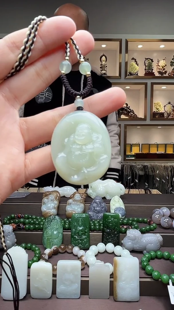 【闪购商品】和田玉颈饰未镶嵌苏