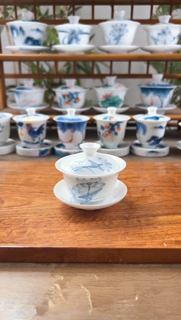 微瑕素莲80ml三才盖碗