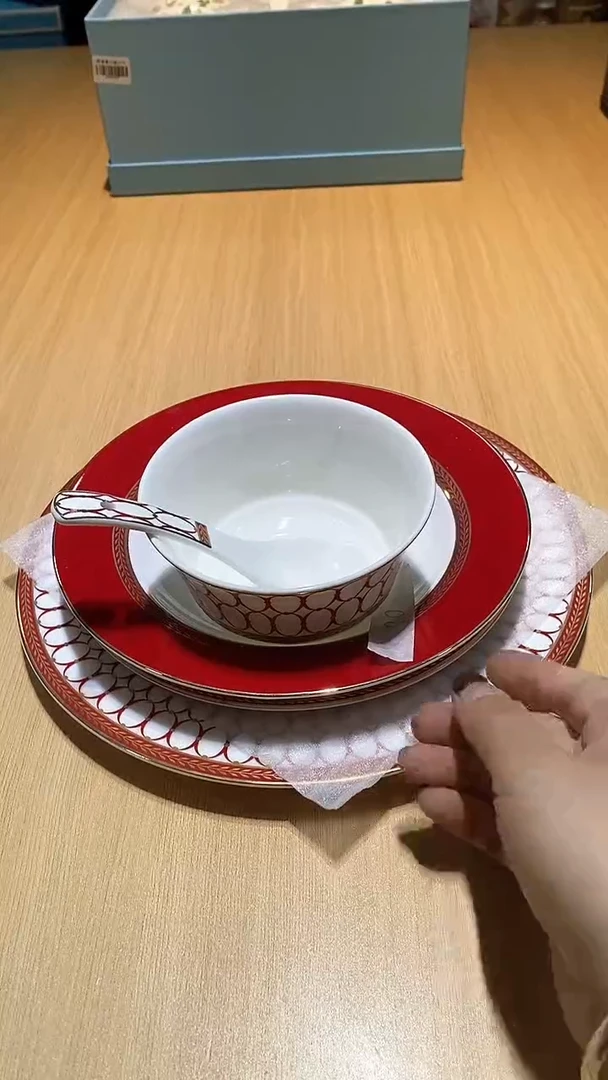 【闪购商品】瓷片锅碗瓢盆一件不剩