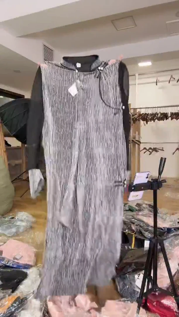 裙子 L  135斤以里长