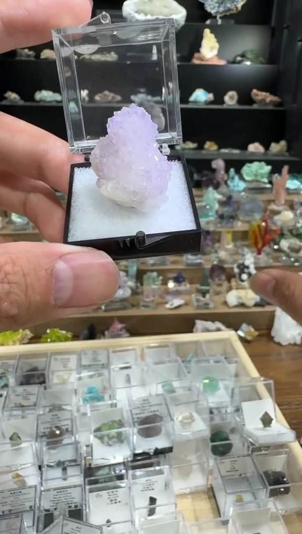 月下珠宝严选矿物