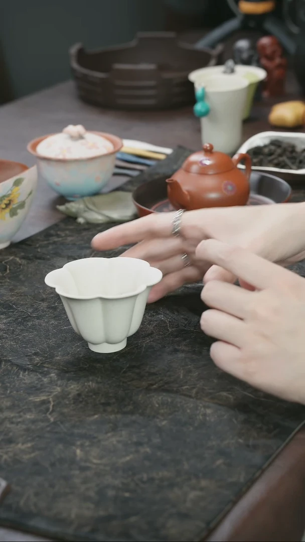 茶杯紫砂九隐茶器白泥紫砂花瓣杯