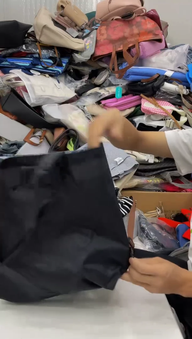PU工厂外贸库存尾货瑕疵女士包