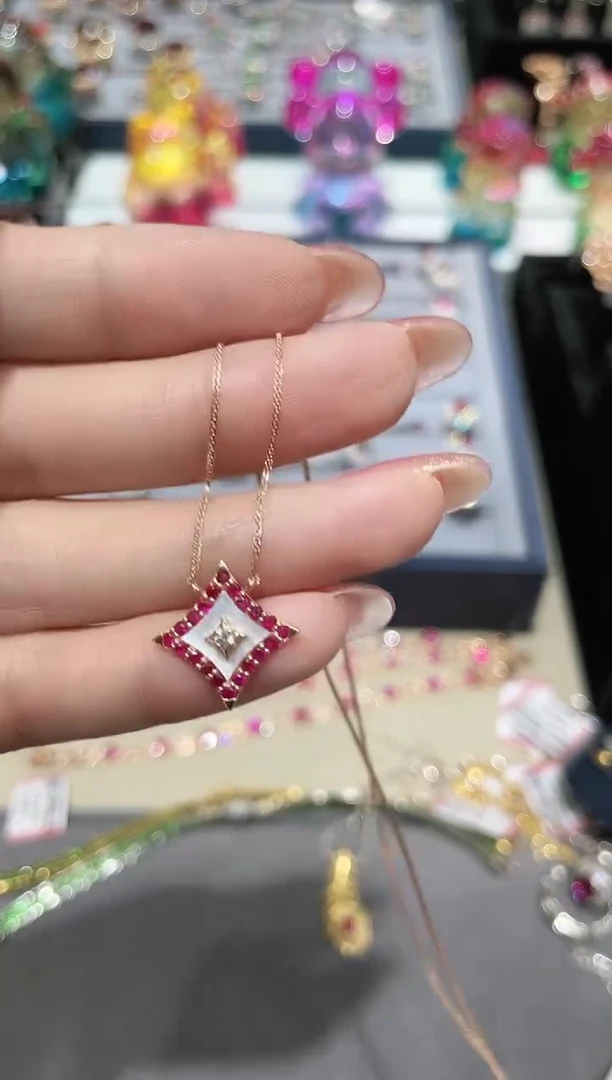 项链18K金镶嵌红宝石项链