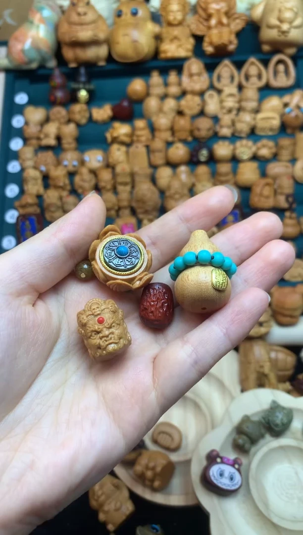 【闪购商品】檀香木...............