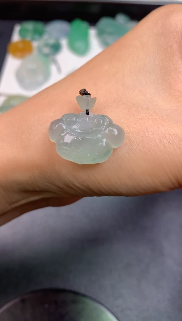定制翡翠未镶嵌0918972558