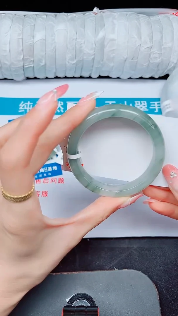 未镶嵌手镯石英质玉224-54/55