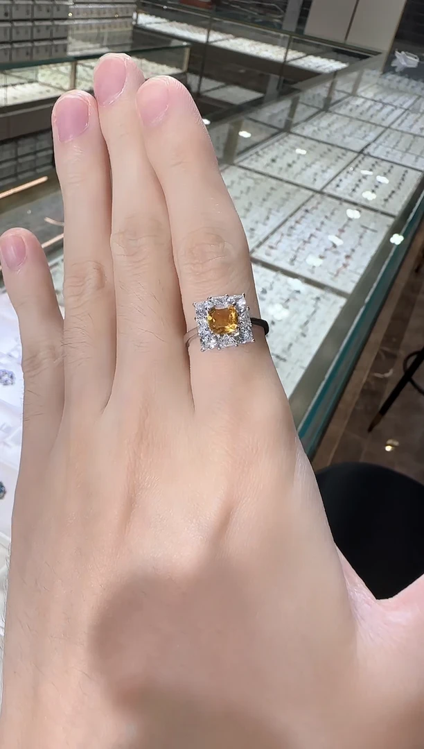银S925镶嵌戒指黄晶7mm浓金