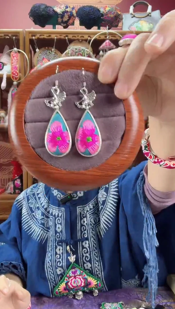 刺绣耳环77甜甜家