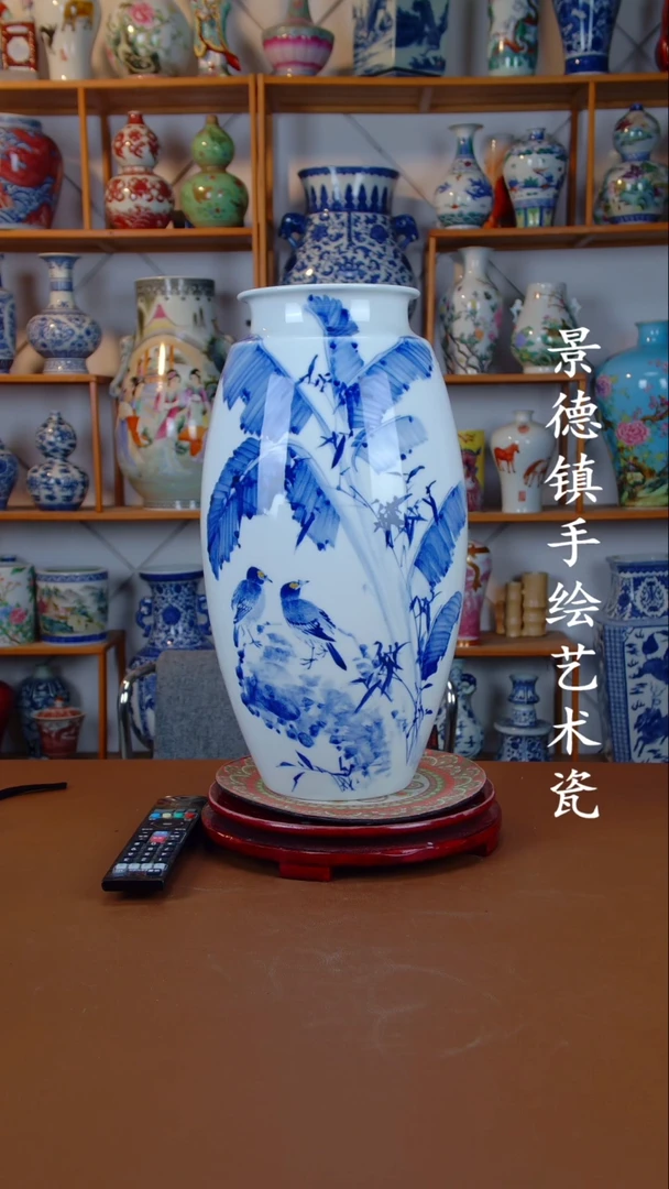 现代景德镇手工手绘陶瓷摆件22