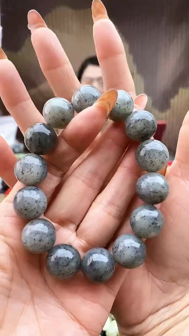 未镶嵌手串和田玉白肉点墨青花16