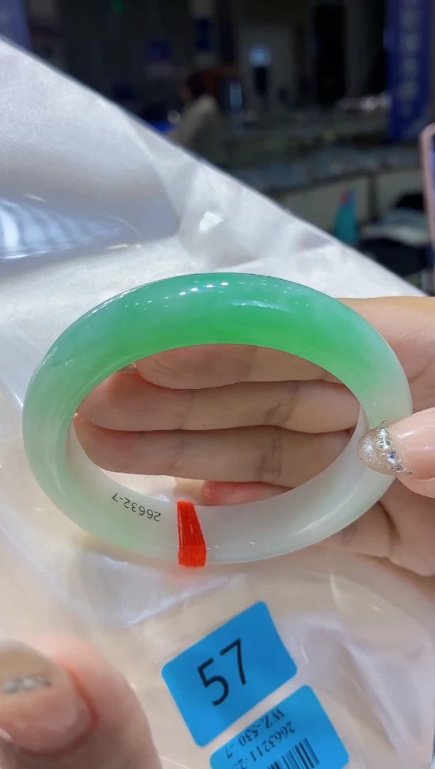 未镶嵌手镯翡翠翡翠手镯57