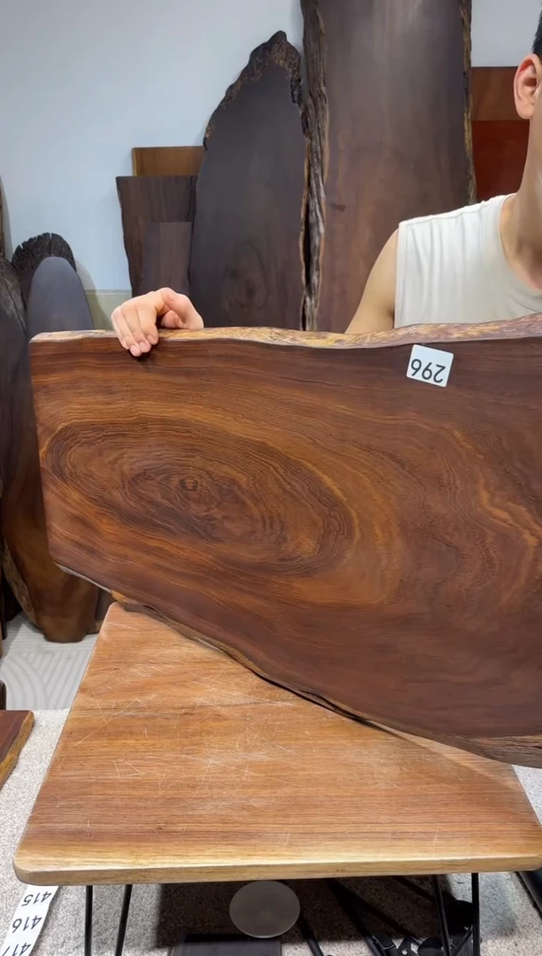 风车木（黑檀木）尺寸88*42*2.3编号269